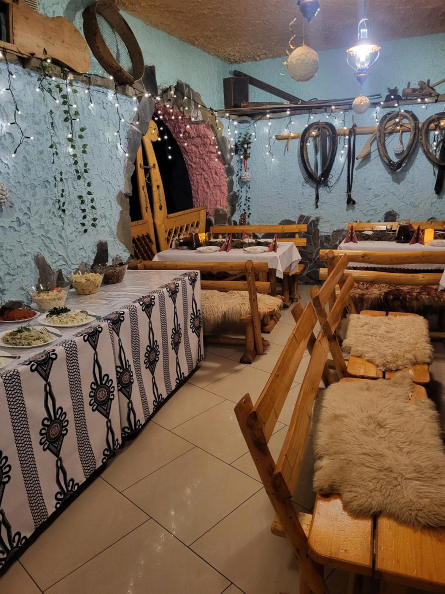 Glamping Gliczarow Klapnioki Bed & Breakfast Lesnica  Ngoại thất bức ảnh